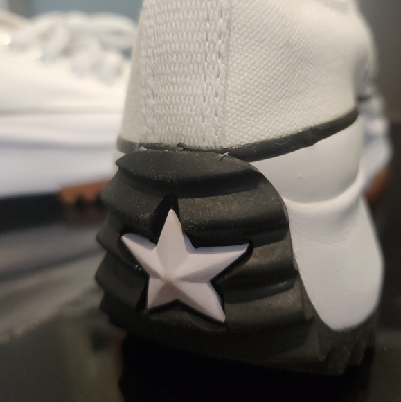 Converse - Picture 4 of 4